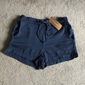 Navy Lightweight Linen Shorts